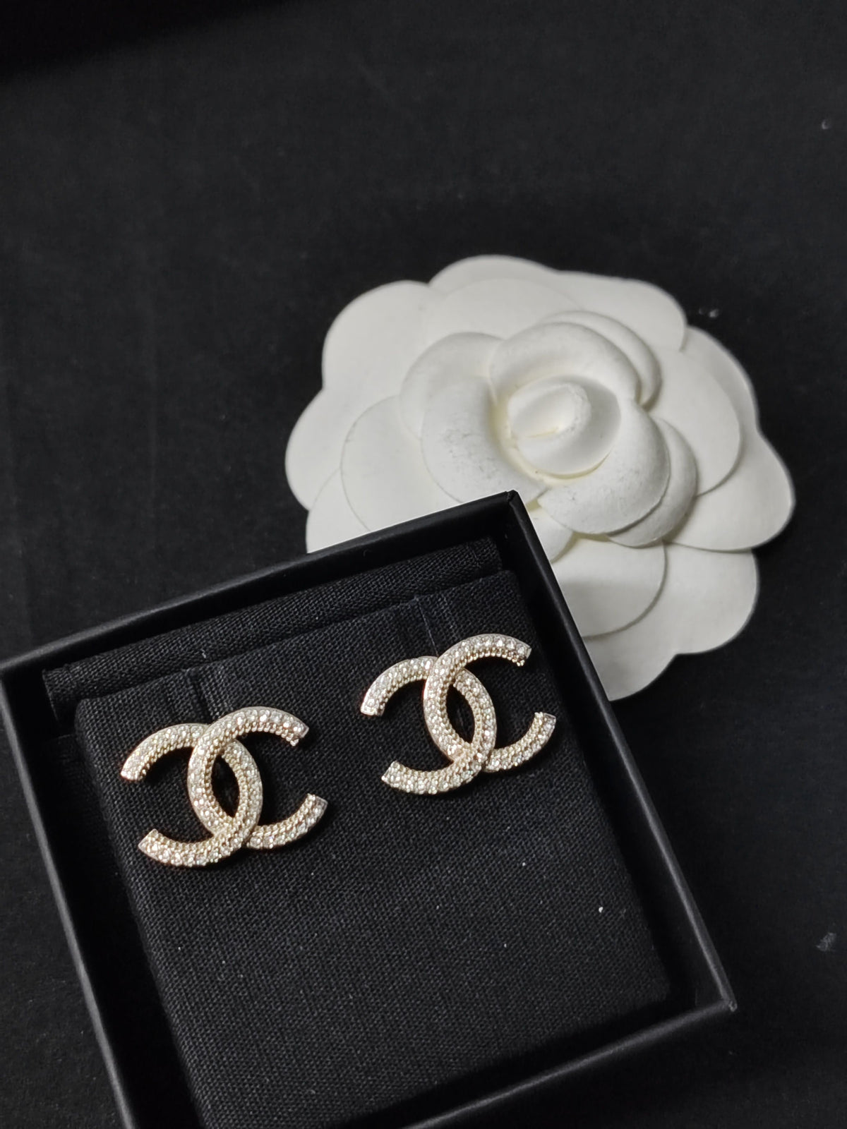 Chanel - Other - Crystal - Silver