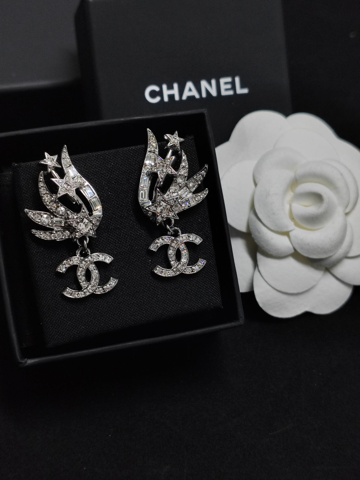 Chanel - Other - Crystal - Silver