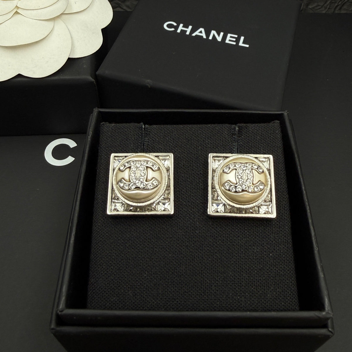 Chanel - Other - Crystal - Silver