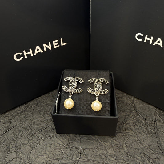 Chanel - Other - Crystal - Silver