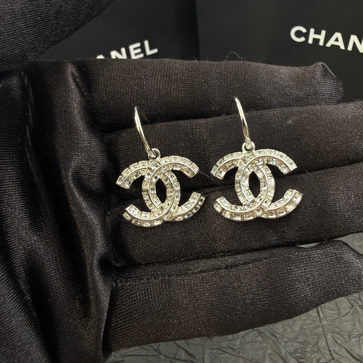 Chanel - Other - Crystal - Silver