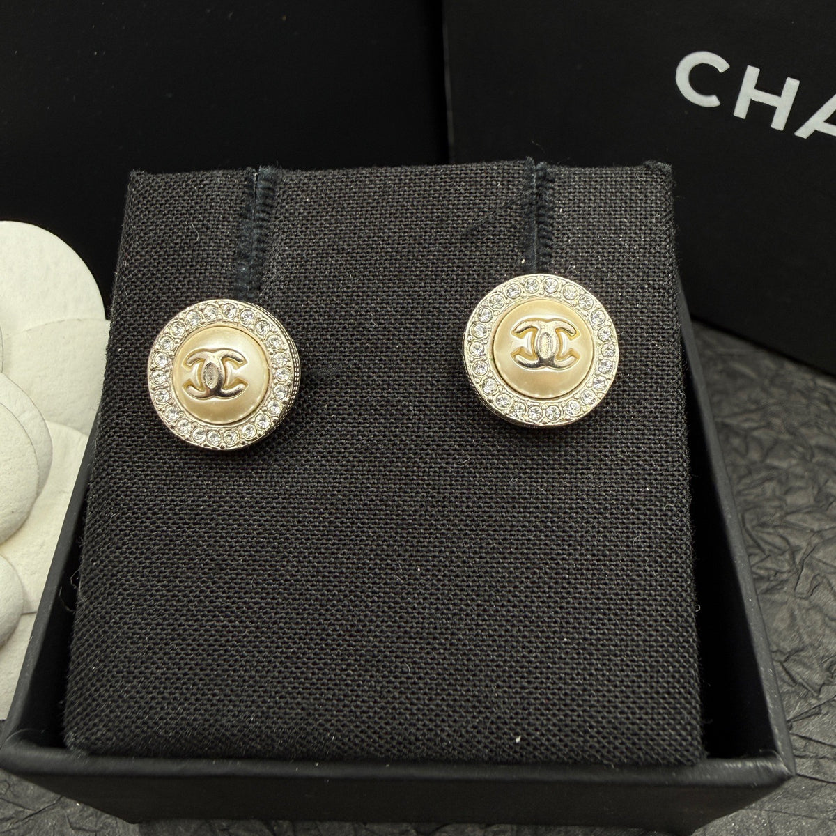 Chanel - Other - Crystal - Silver