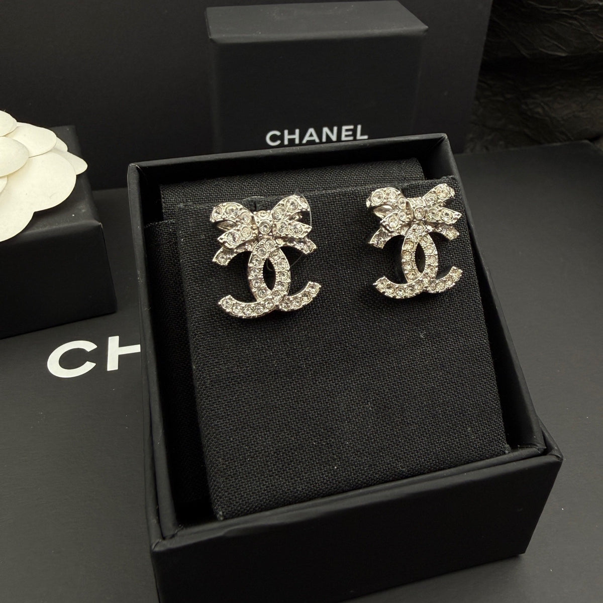 Chanel - Other - Crystal - Silver