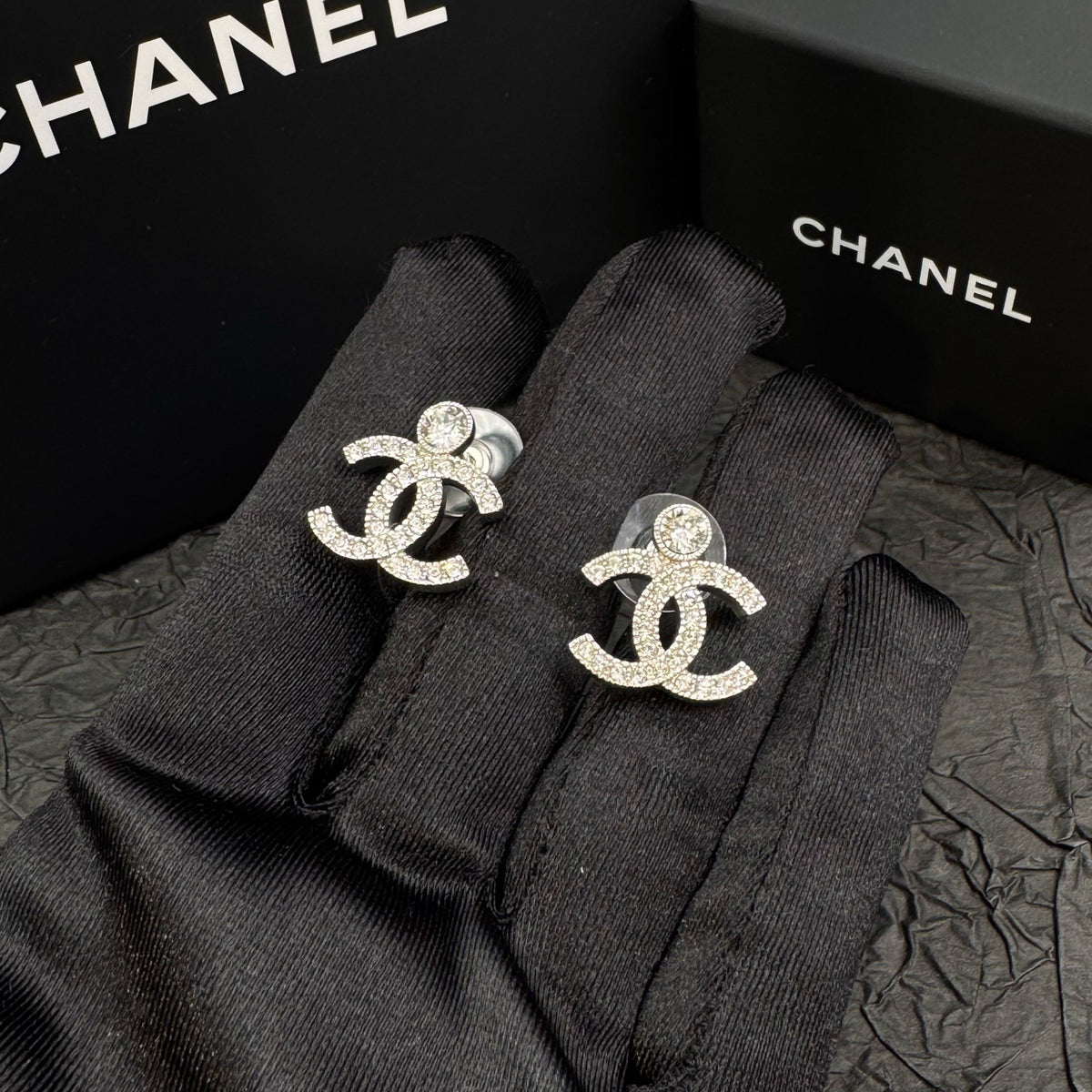 Chanel - Other - Crystal - Silver