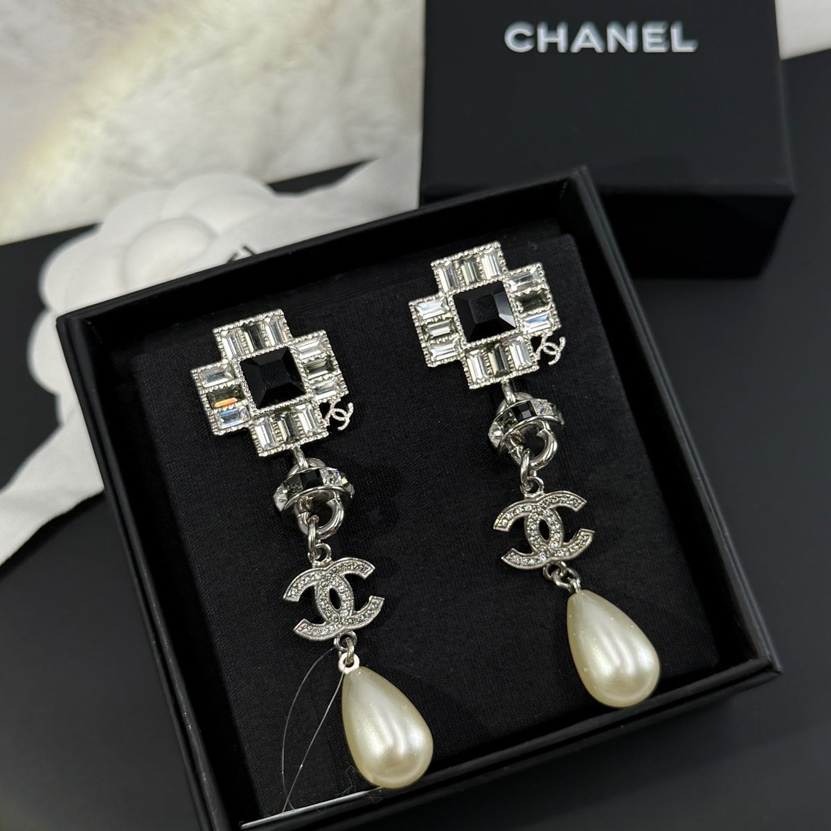 Chanel - Other - Crystal - Silver