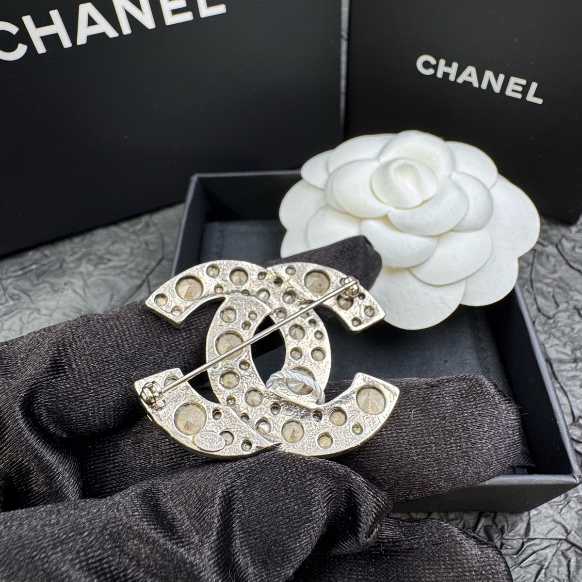 Chanel - Other - Crystal - Silver