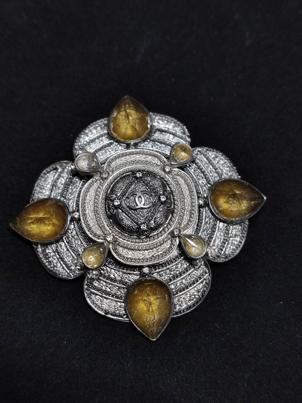 Chanel - Other - Crystal - Silver