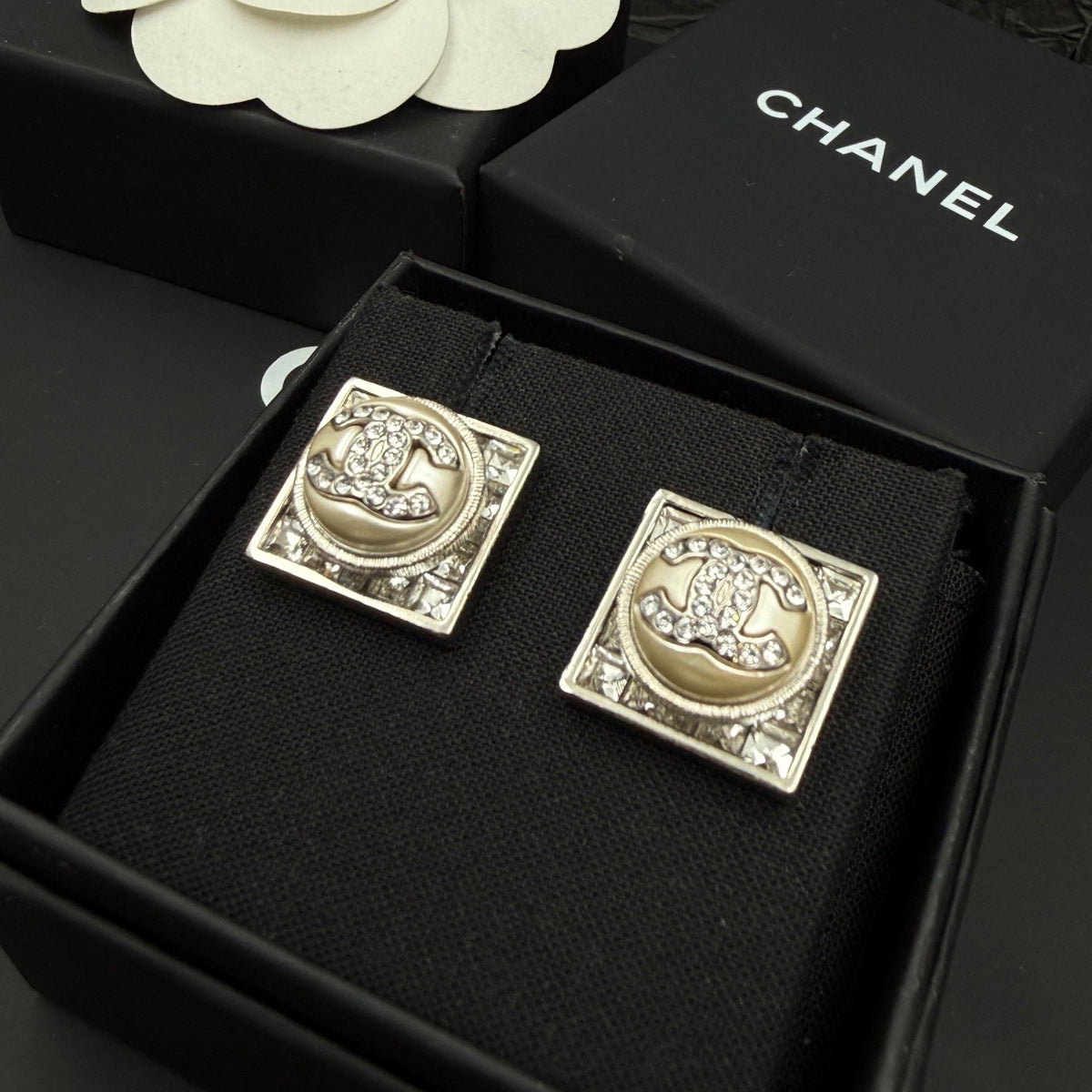 Chanel - Other - Crystal - Silver