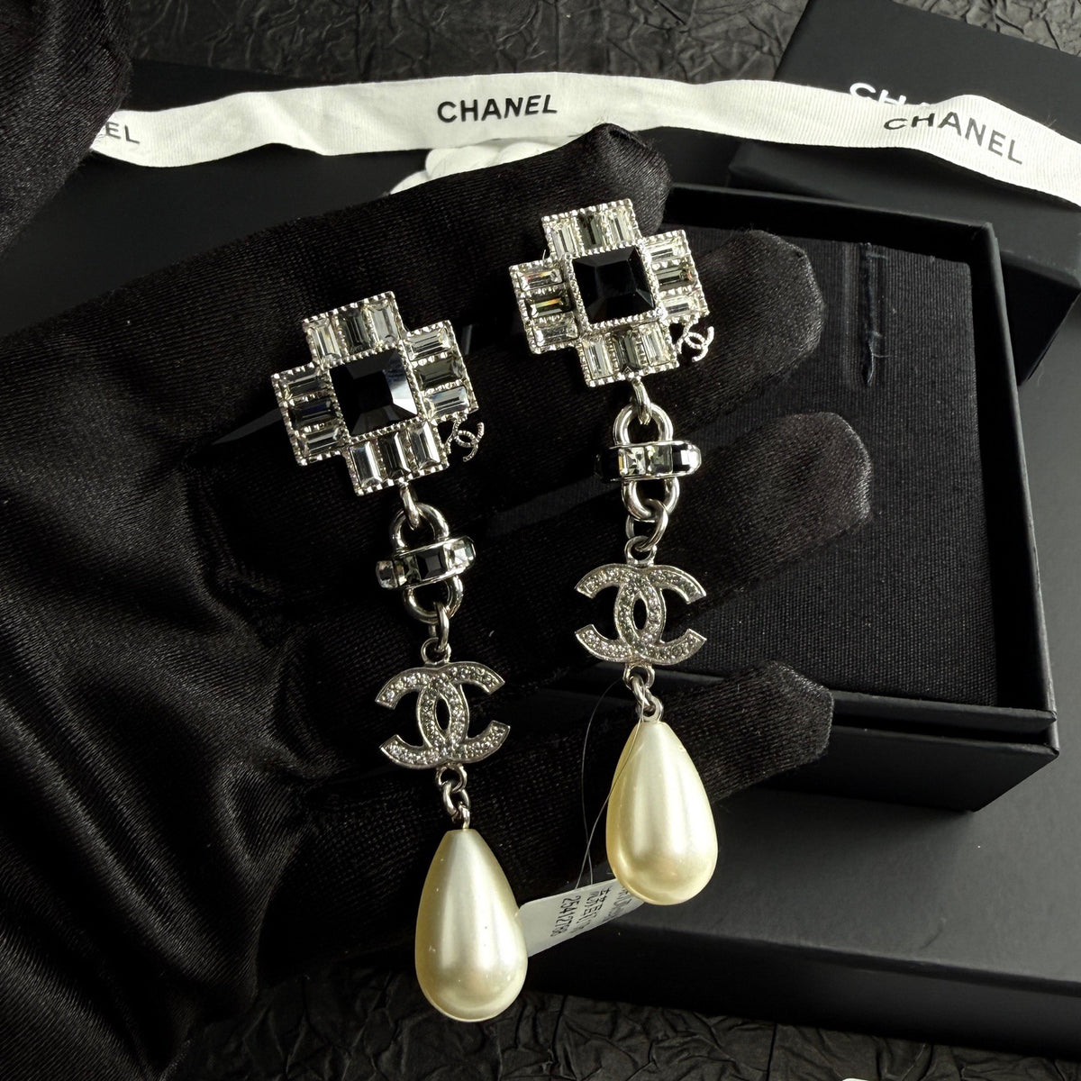 Chanel - Other - Crystal - Silver