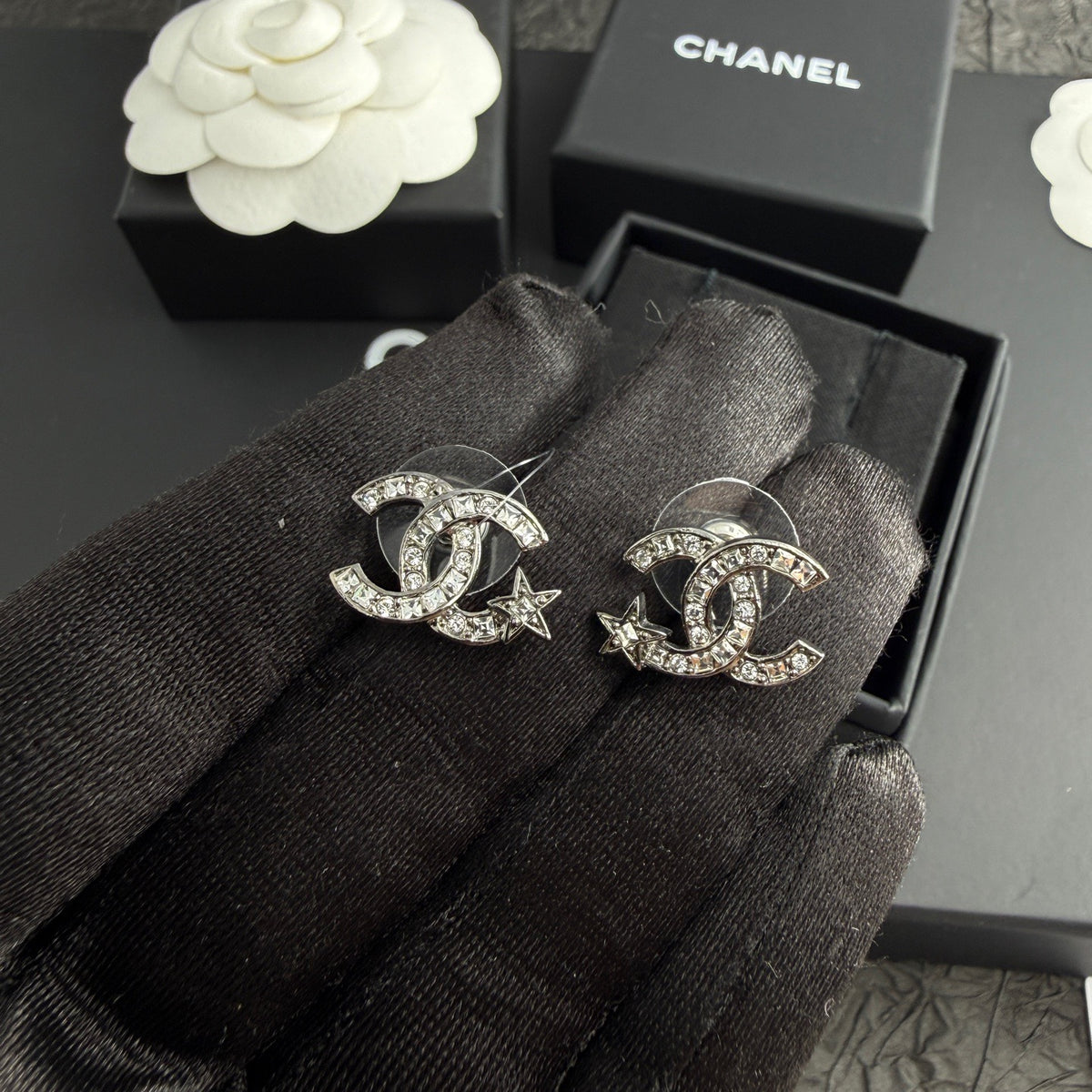 Chanel - Other - Crystal - Silver