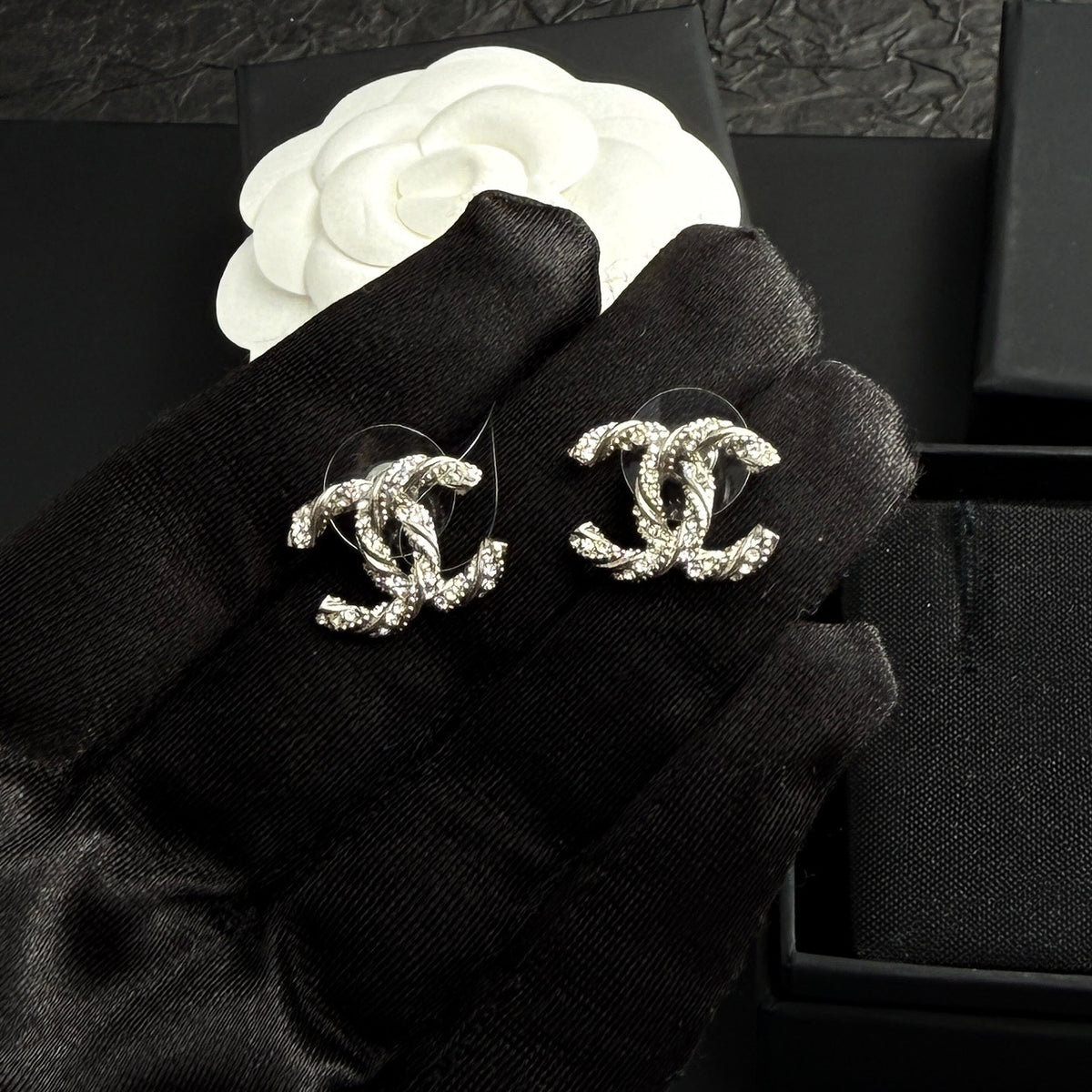 Chanel - Other - Crystal - Silver
