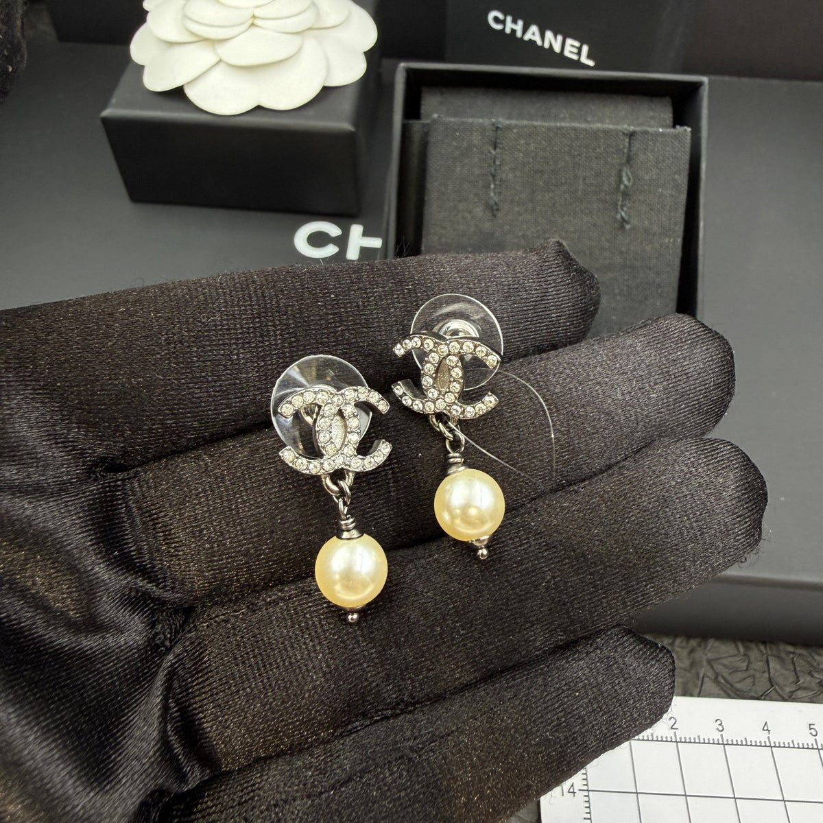 Chanel - Other - Crystal - Silver