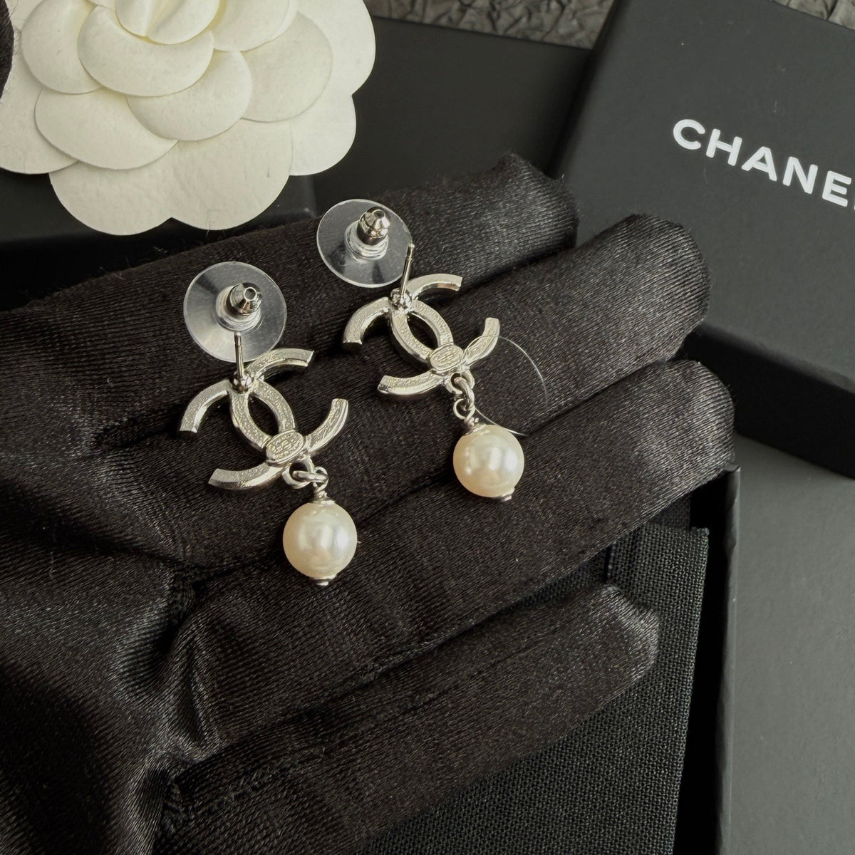 Chanel - Other - Crystal - Silver