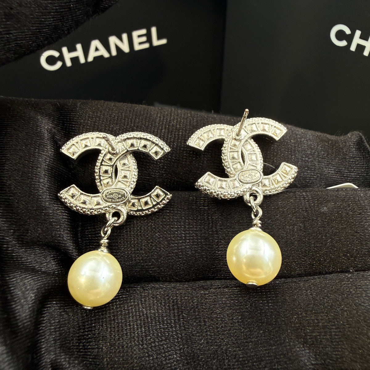 Chanel - Other - Crystal - Silver
