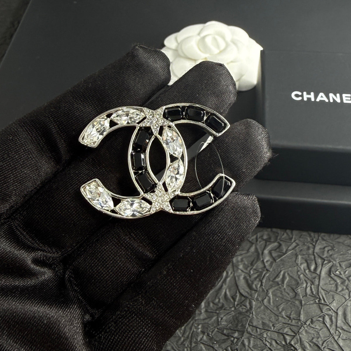 Chanel - Other - Crystal - Silver