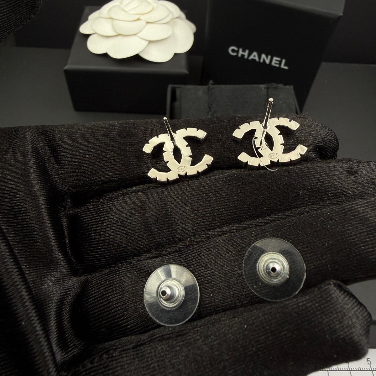 Chanel - Other - Crystal - Silver