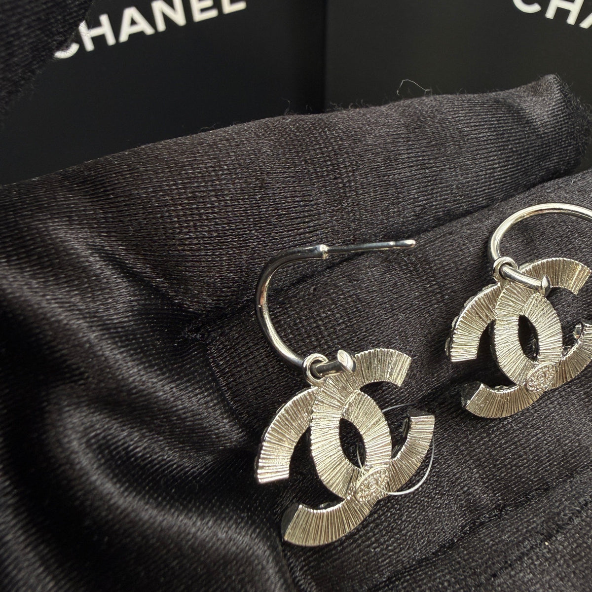 Chanel - Other - Crystal - Silver