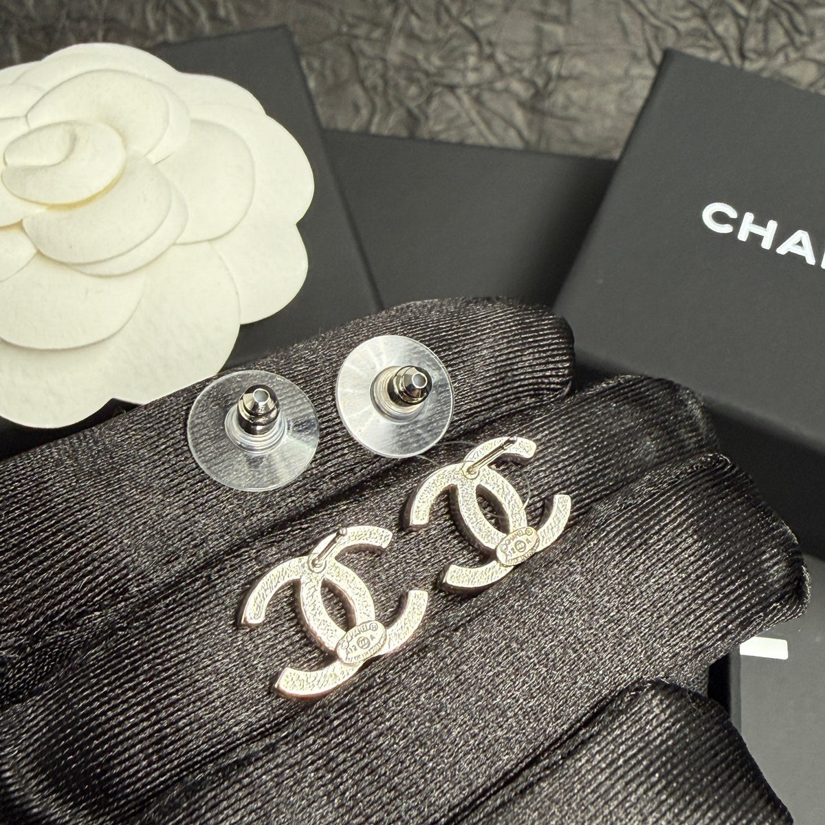 Chanel - Other - Crystal - Silver