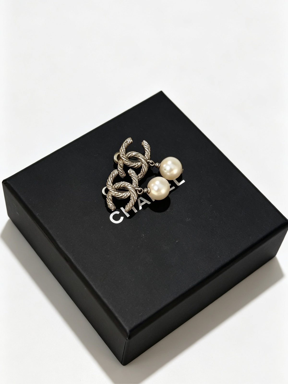 Chanel - Other - Crystal - Silver