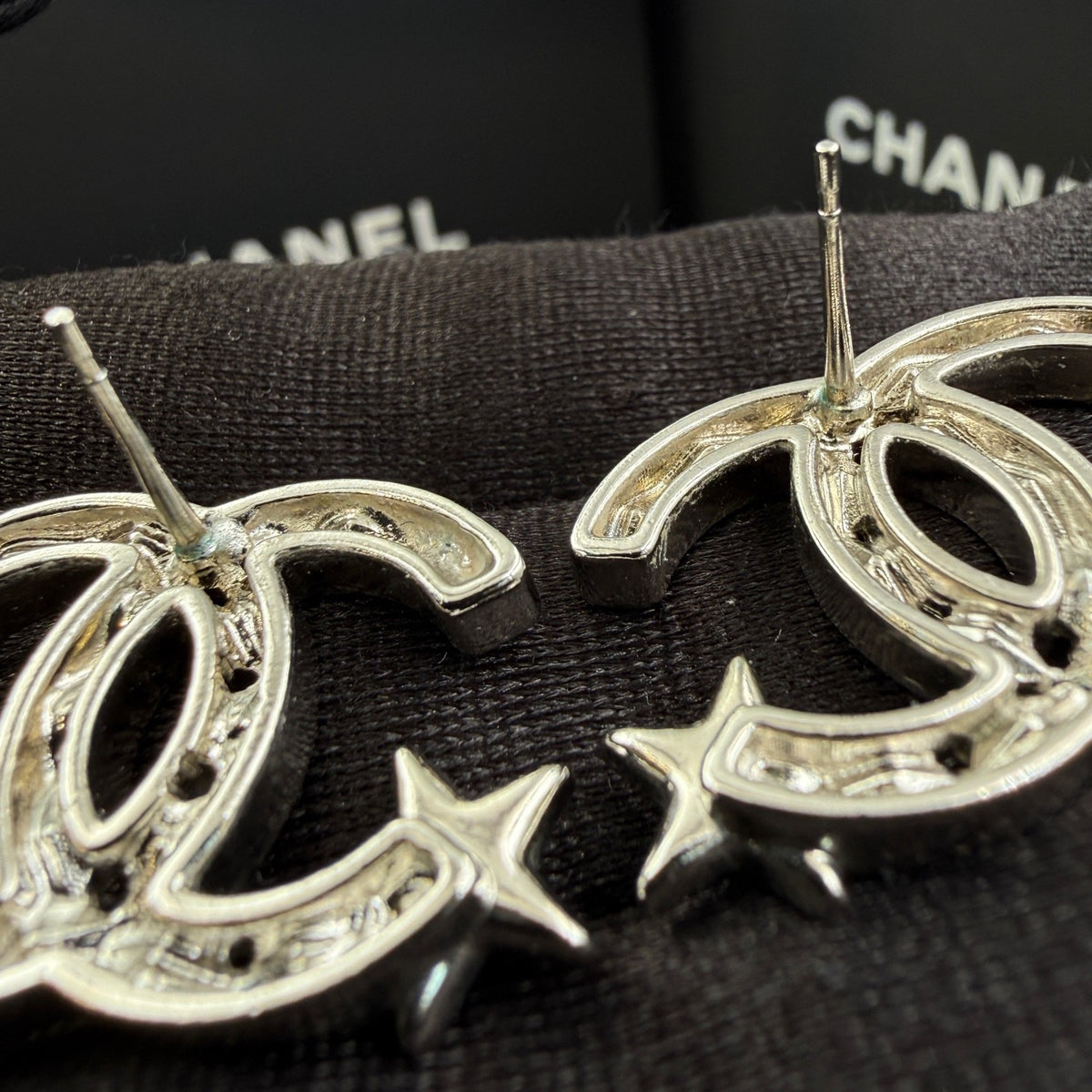 Chanel - Other - Crystal - Silver