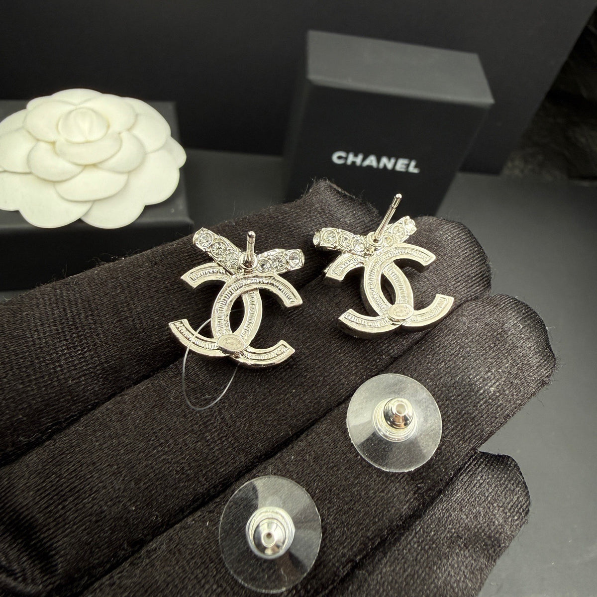 Chanel - Other - Crystal - Silver