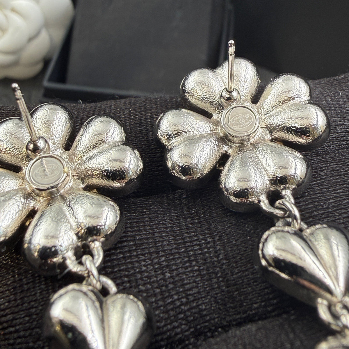Chanel - Other - Crystal - Silver