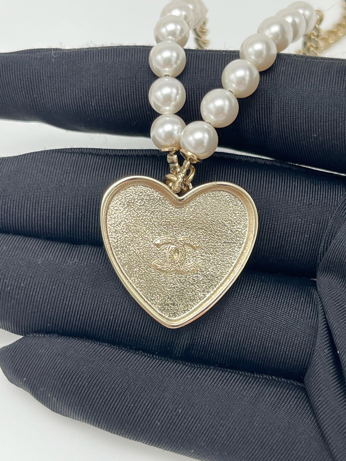 Chanel - Other - Crystal - Silver