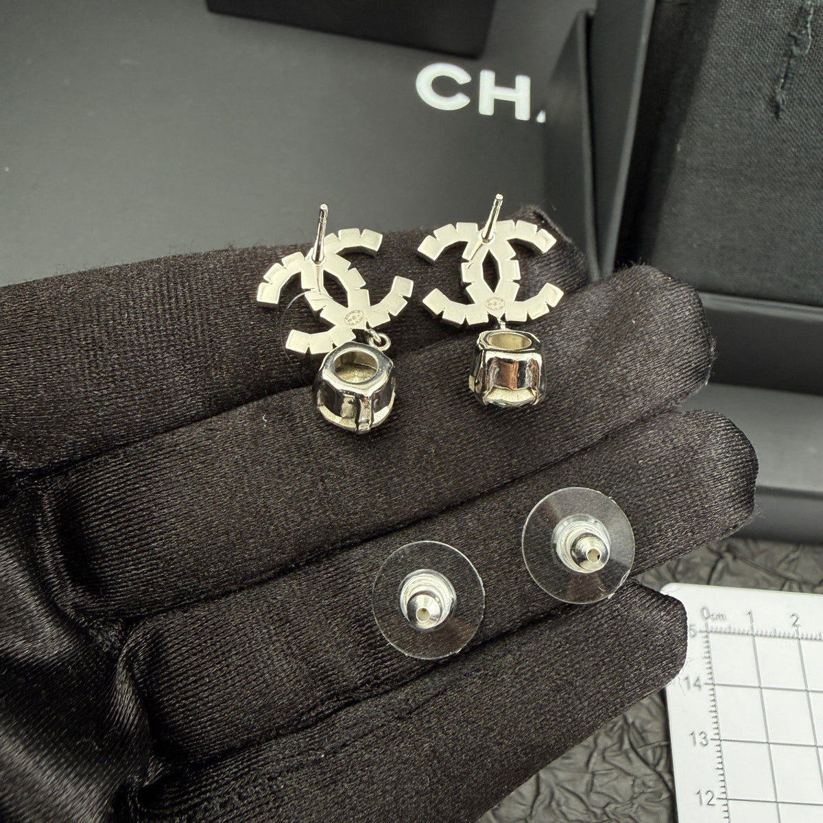 Chanel - Other - Crystal - Silver