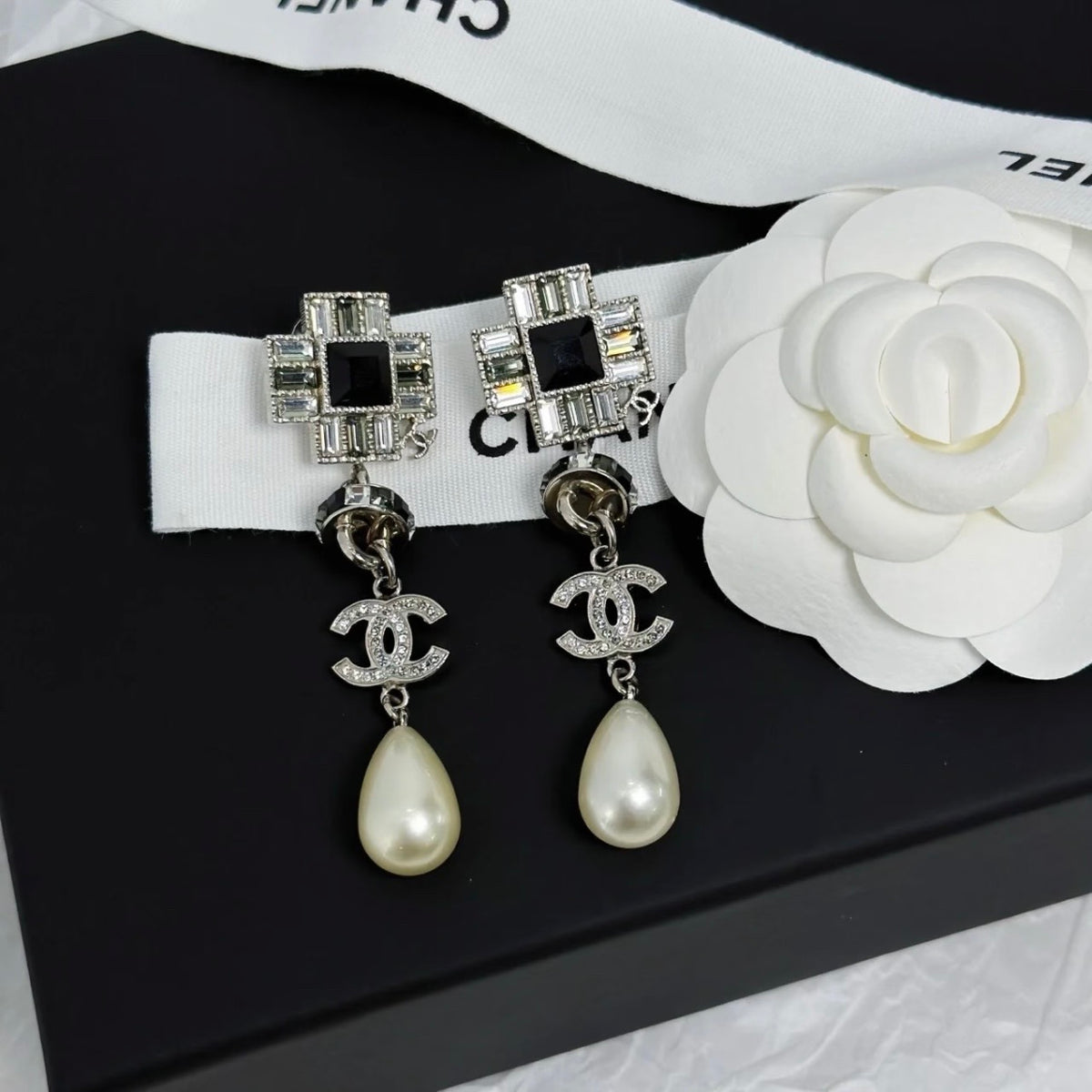 Chanel - Other - Crystal - Silver