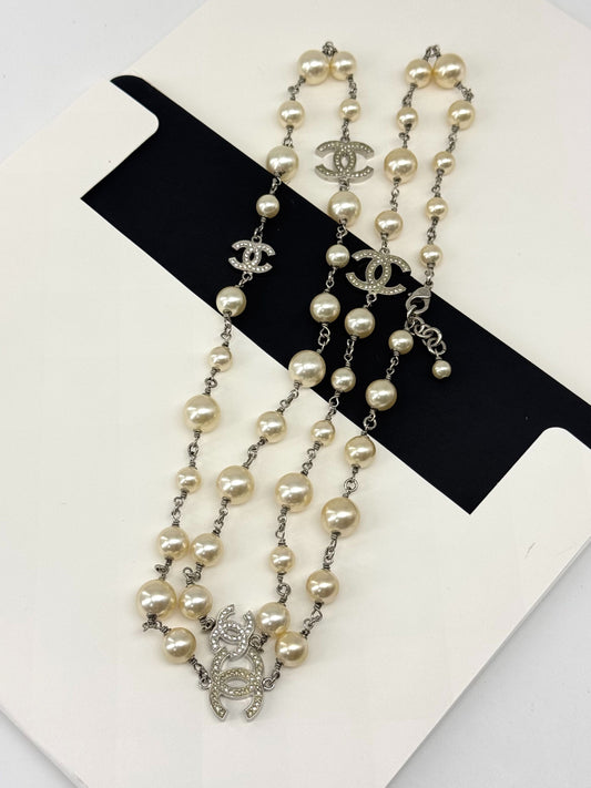 Chanel - Other - Crystal - White