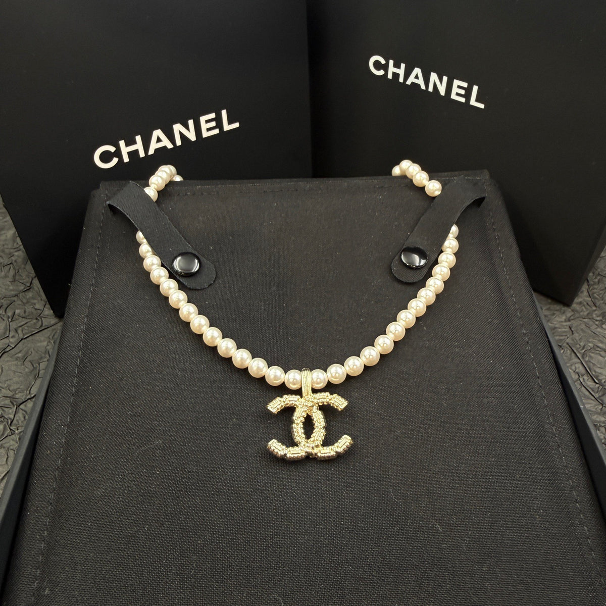 Chanel - Other - Crystal - White
