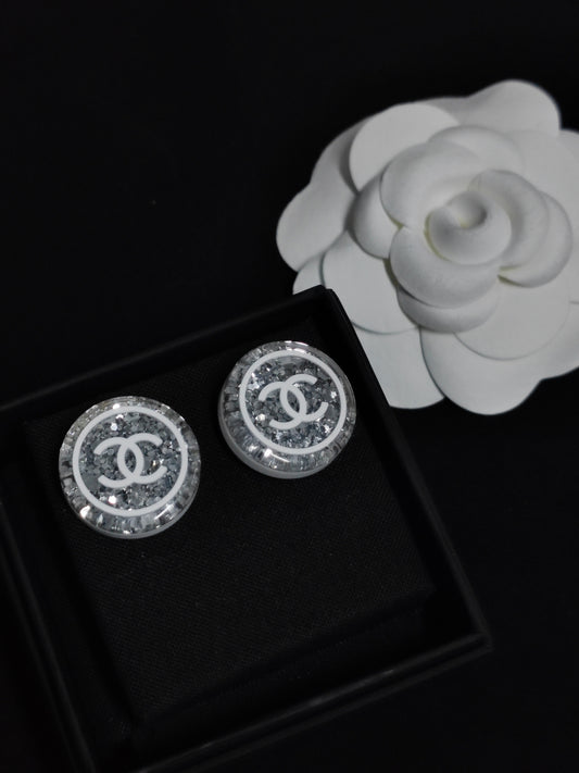 Chanel - Other - Crystal - White
