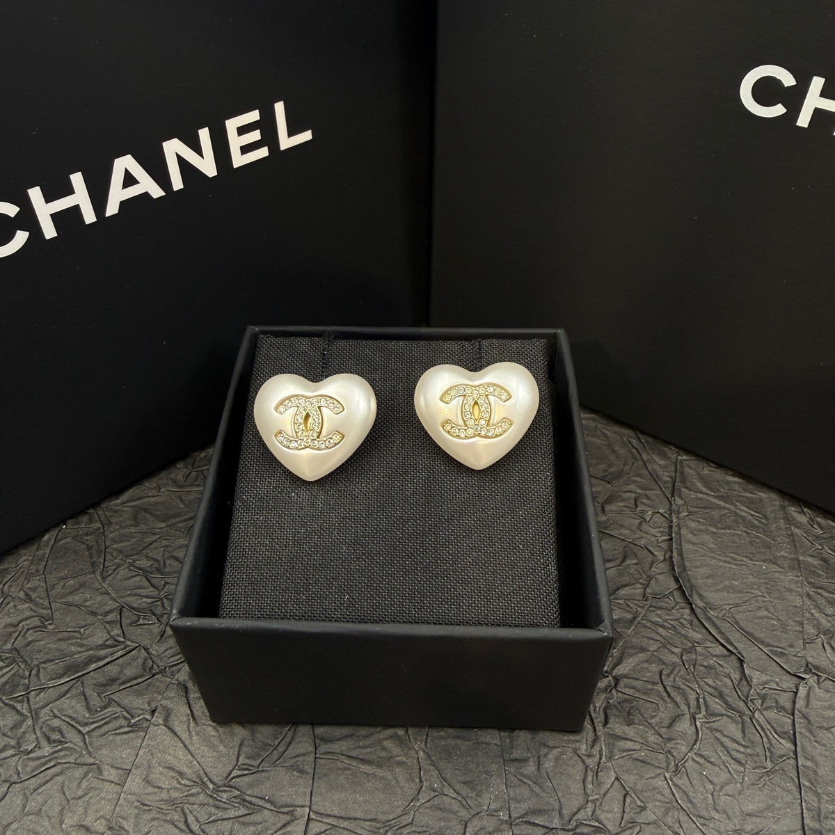 Chanel - Other - Crystal - White