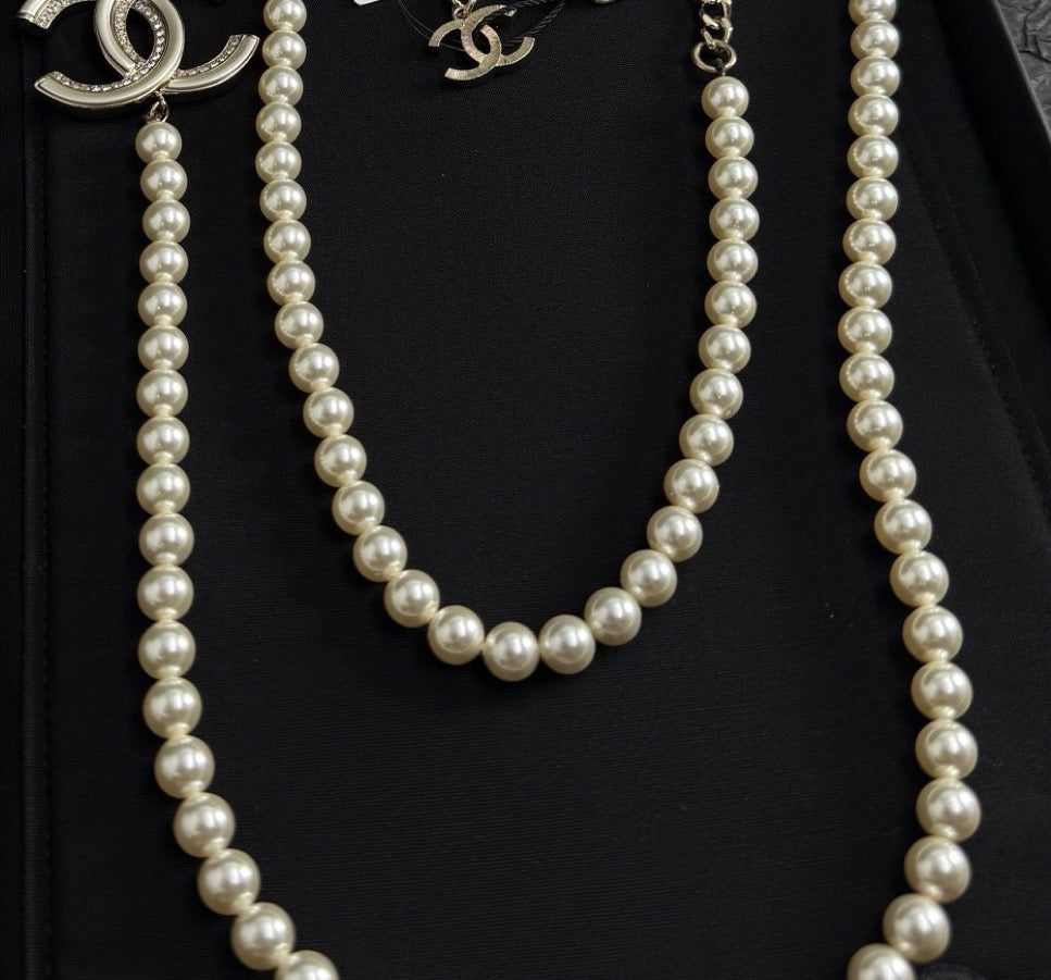 Chanel - Other - Crystal - White