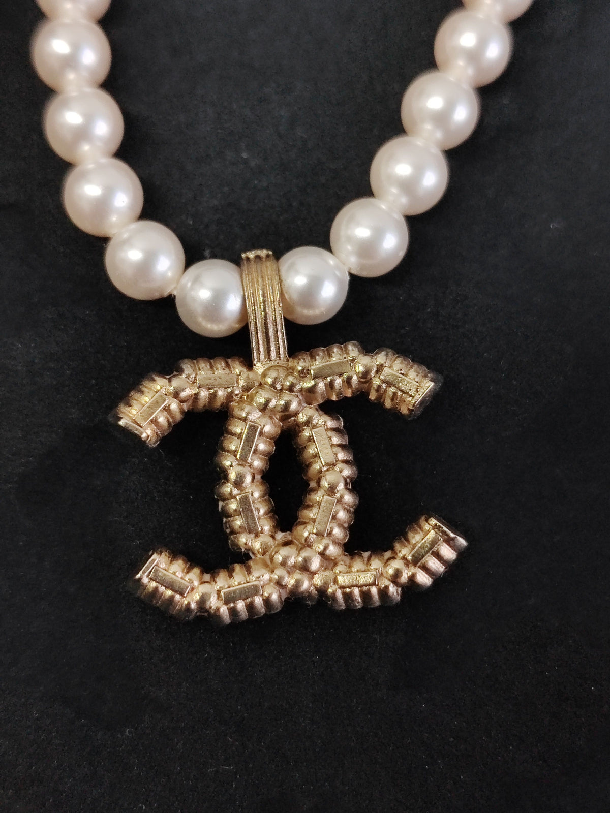 Chanel - Other - Crystal - White