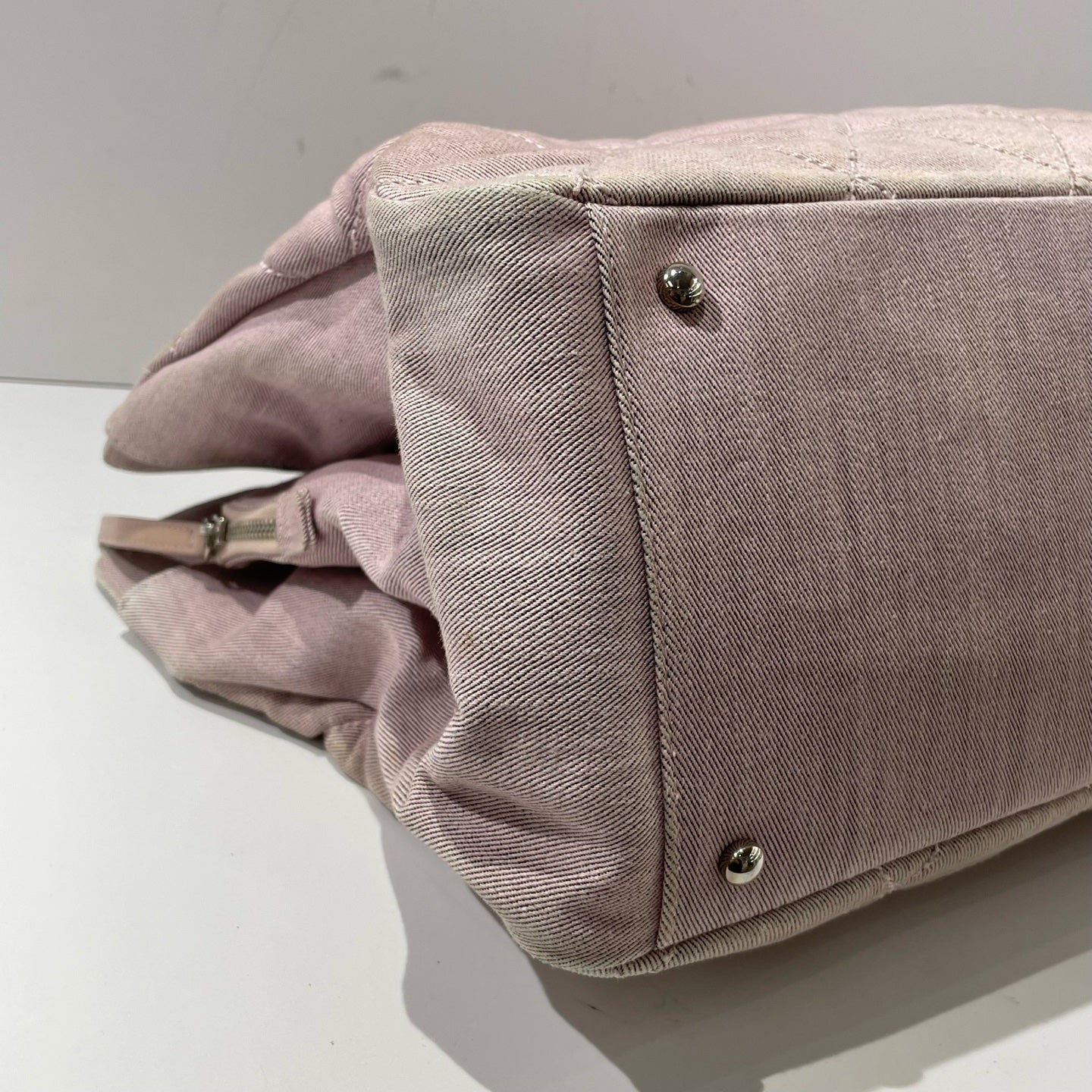 Chanel - Other - Denim - Jeans - Pink - (Large)