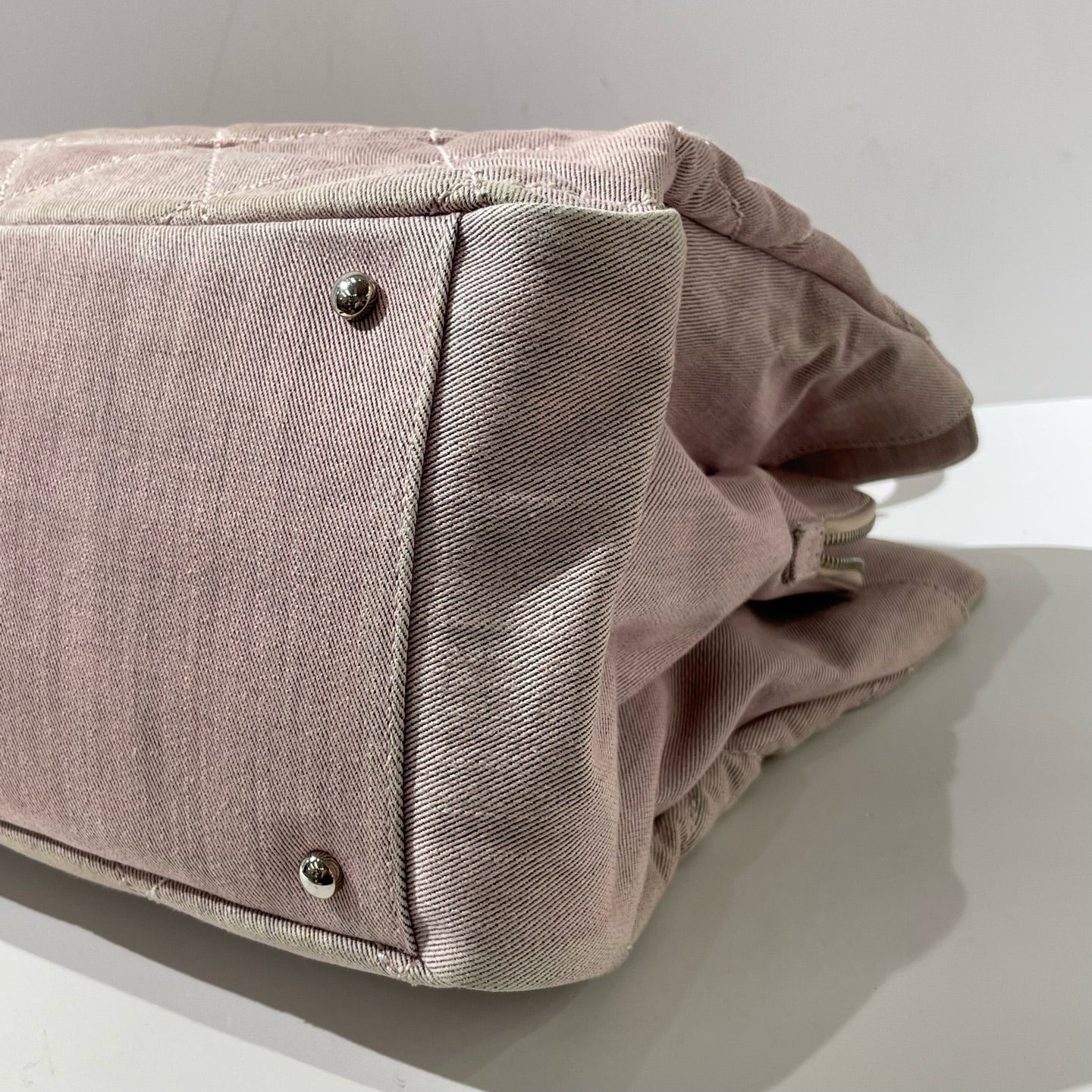 Chanel - Other - Denim - Jeans - Pink - (Large)