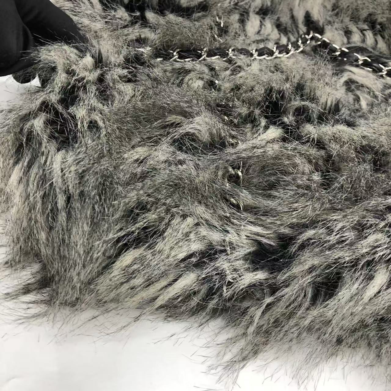 Chanel - Other - Faux fur - Grey - (medium)