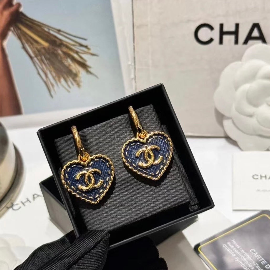 Chanel - Other - Gold plated - Gold
