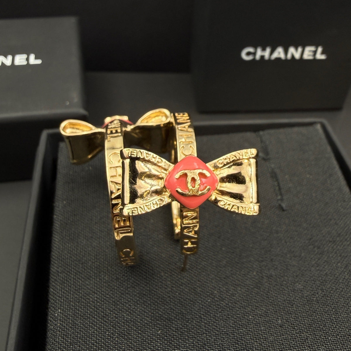 Chanel - Other - Gold plated - Gold