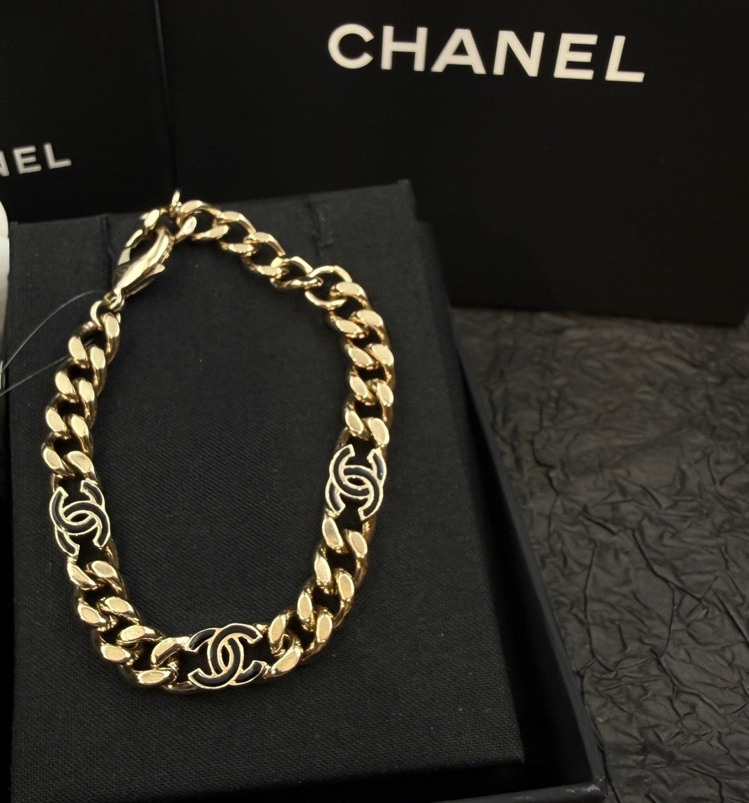 Chanel - Other - Gold plated - Gold