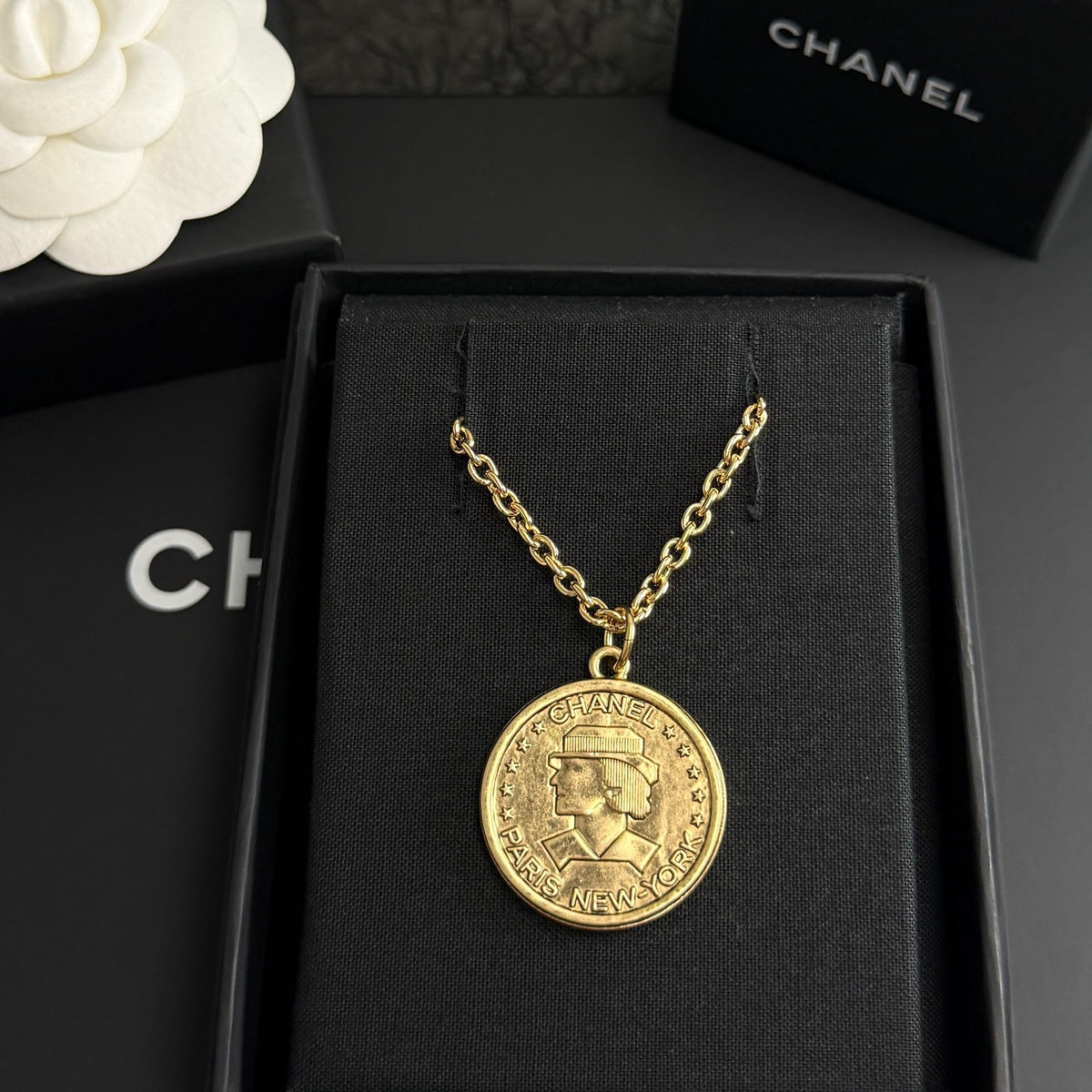 Chanel - Other - Gold plated - Gold