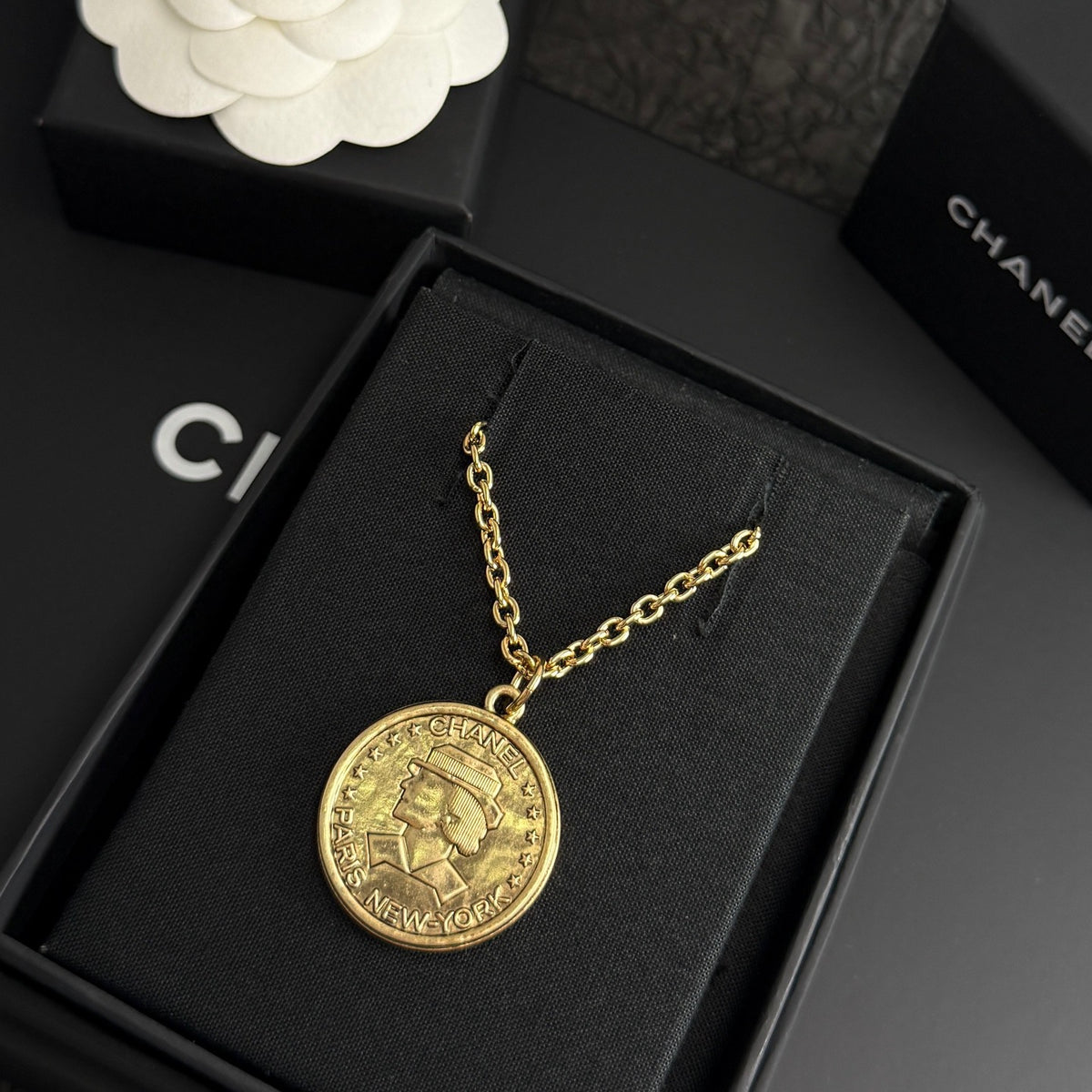 Chanel - Other - Gold plated - Gold