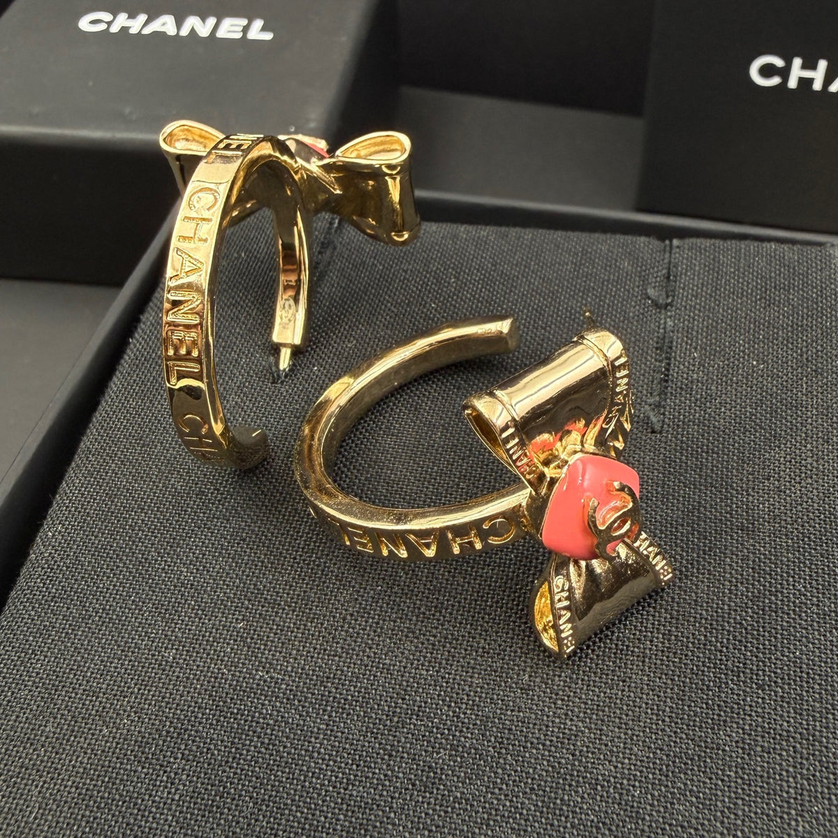 Chanel - Other - Gold plated - Gold
