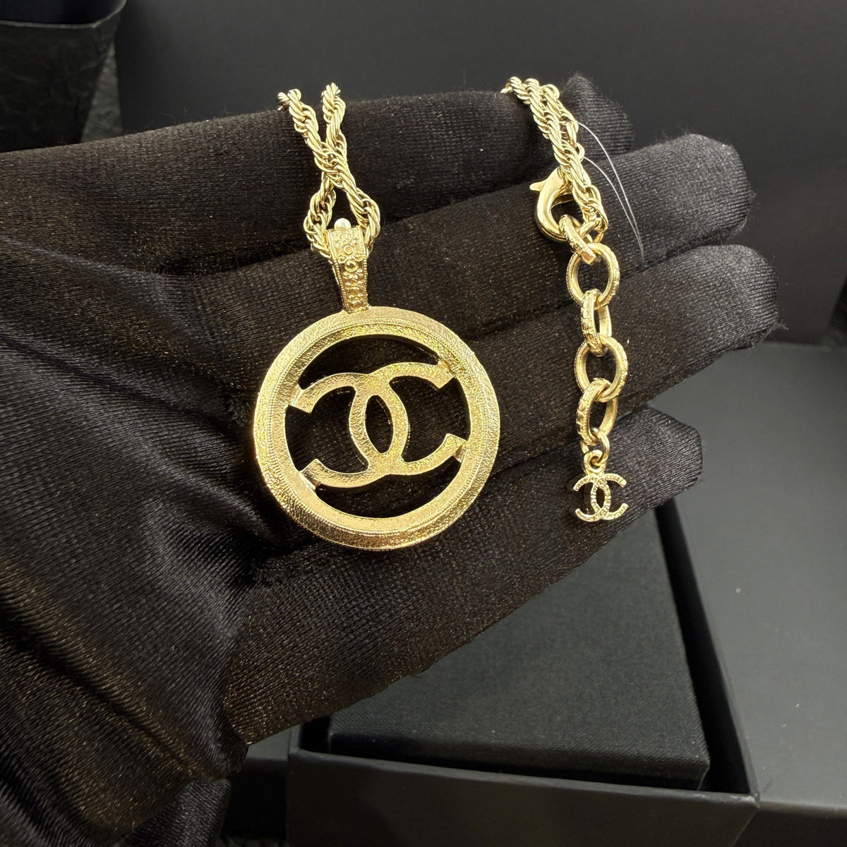 Chanel - Other - Gold plated - Gold