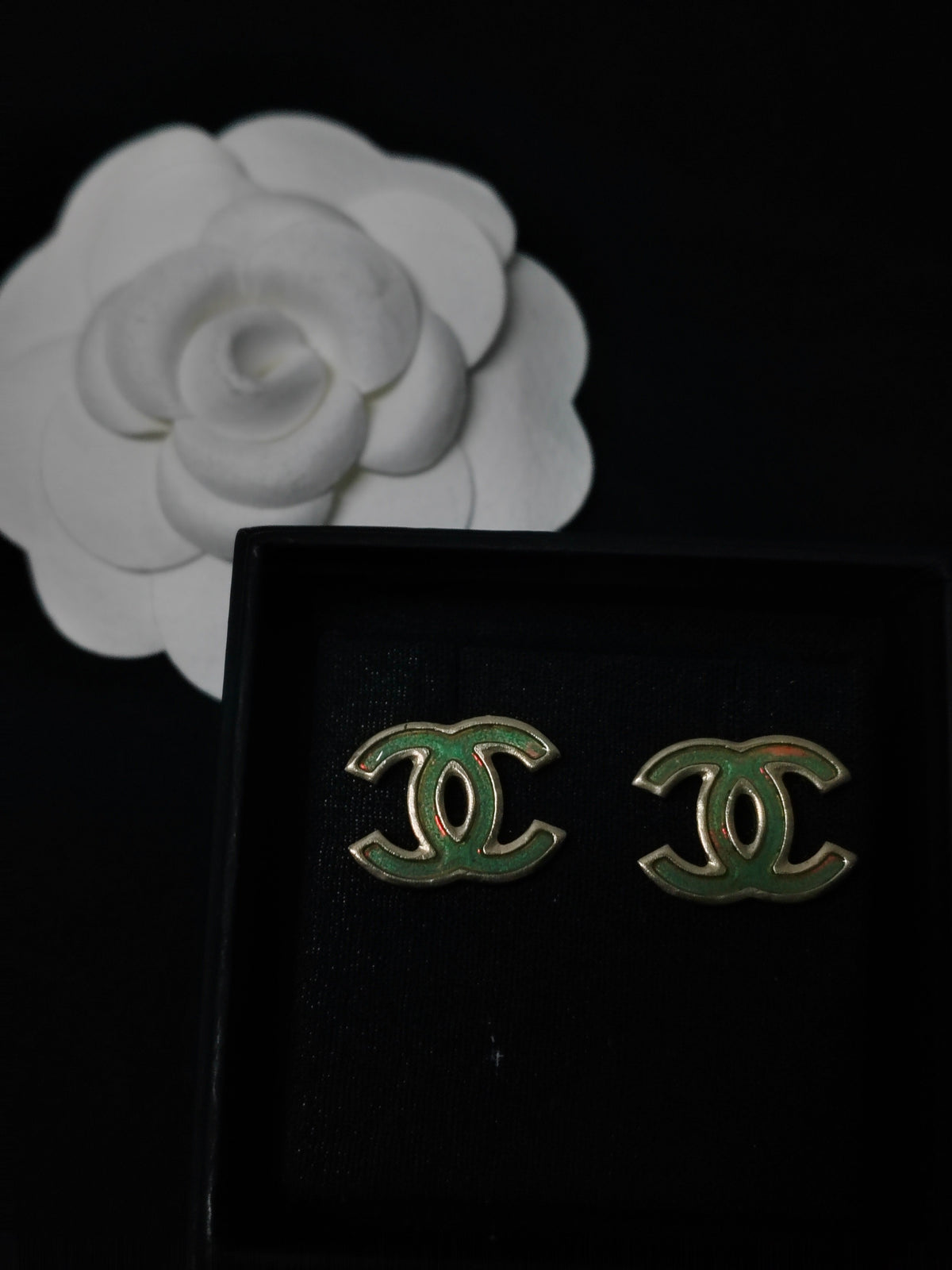 Chanel - Other - Gold plated - Multicolour