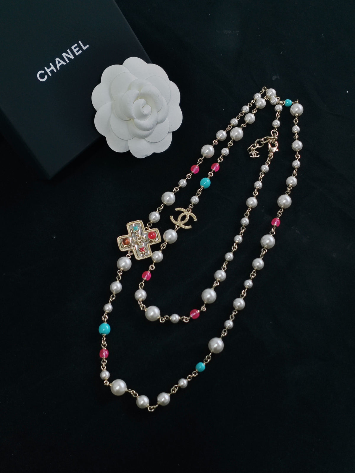 Chanel - Other - Gold plated - Multicolour