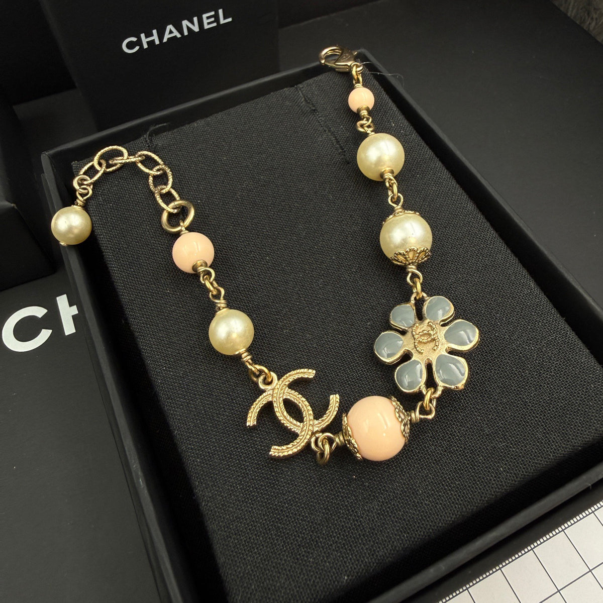 Chanel - Other - Gold plated - Multicolour