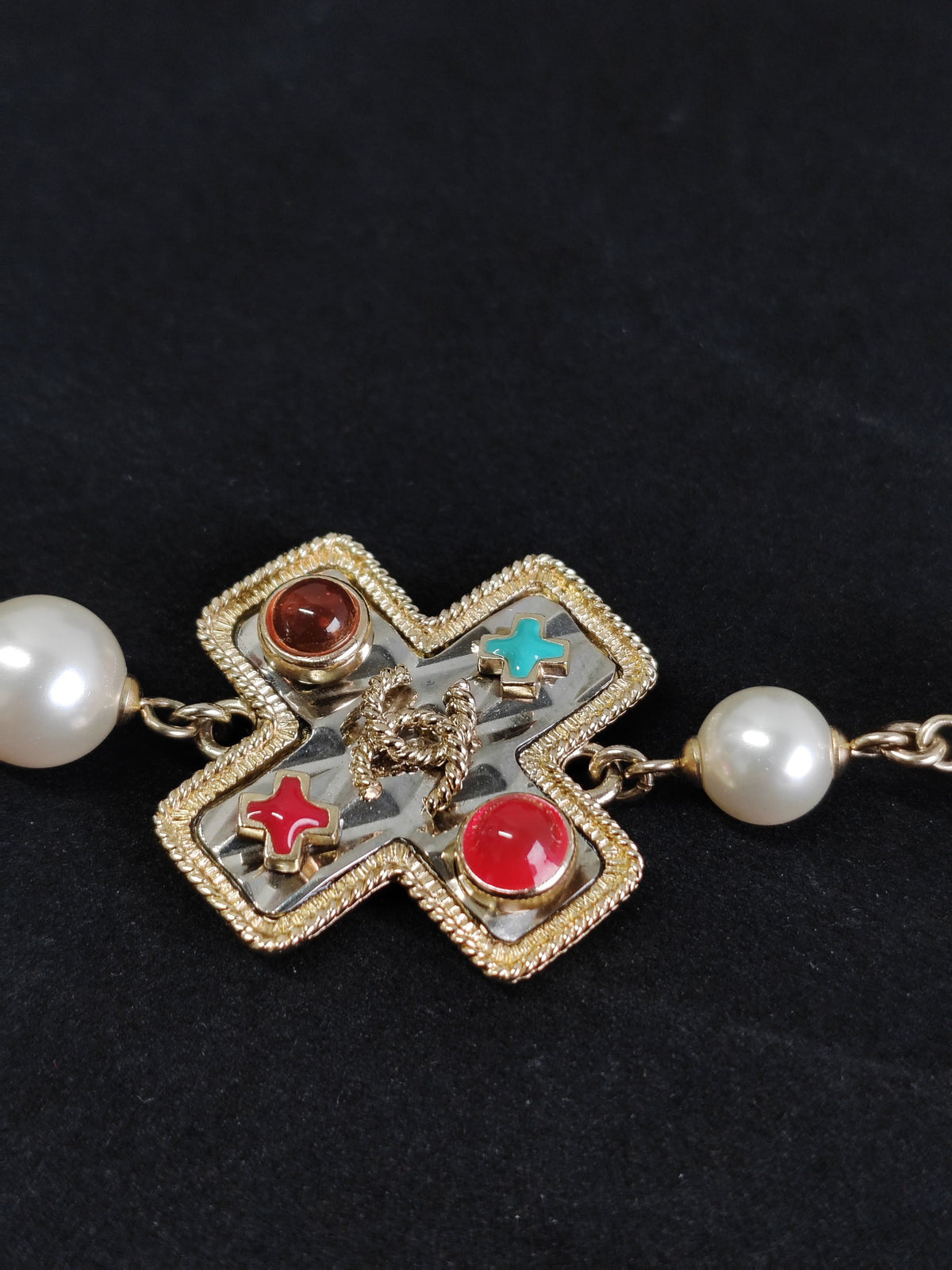 Chanel - Other - Gold plated - Multicolour