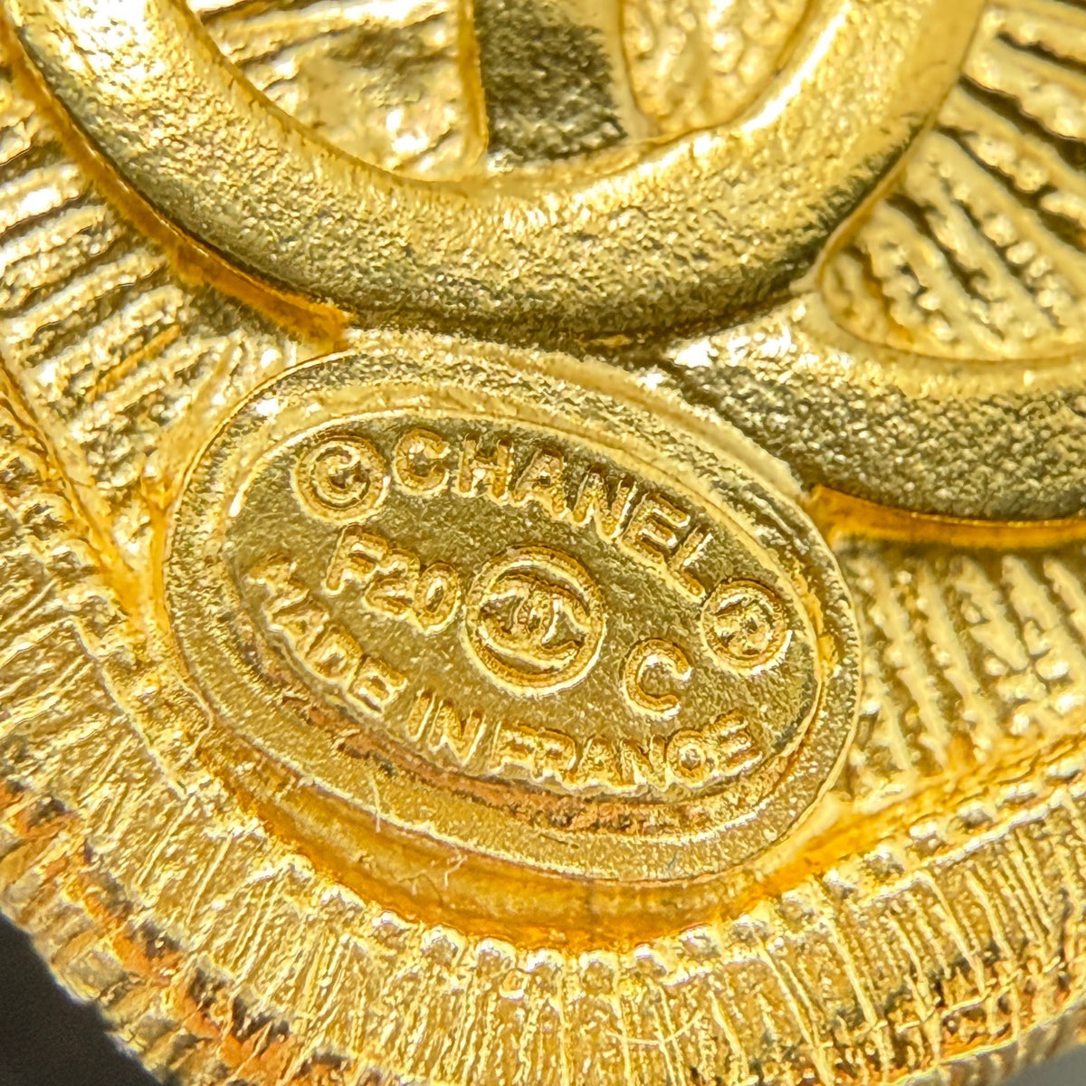 Chanel - Other - Gold plated - Pink